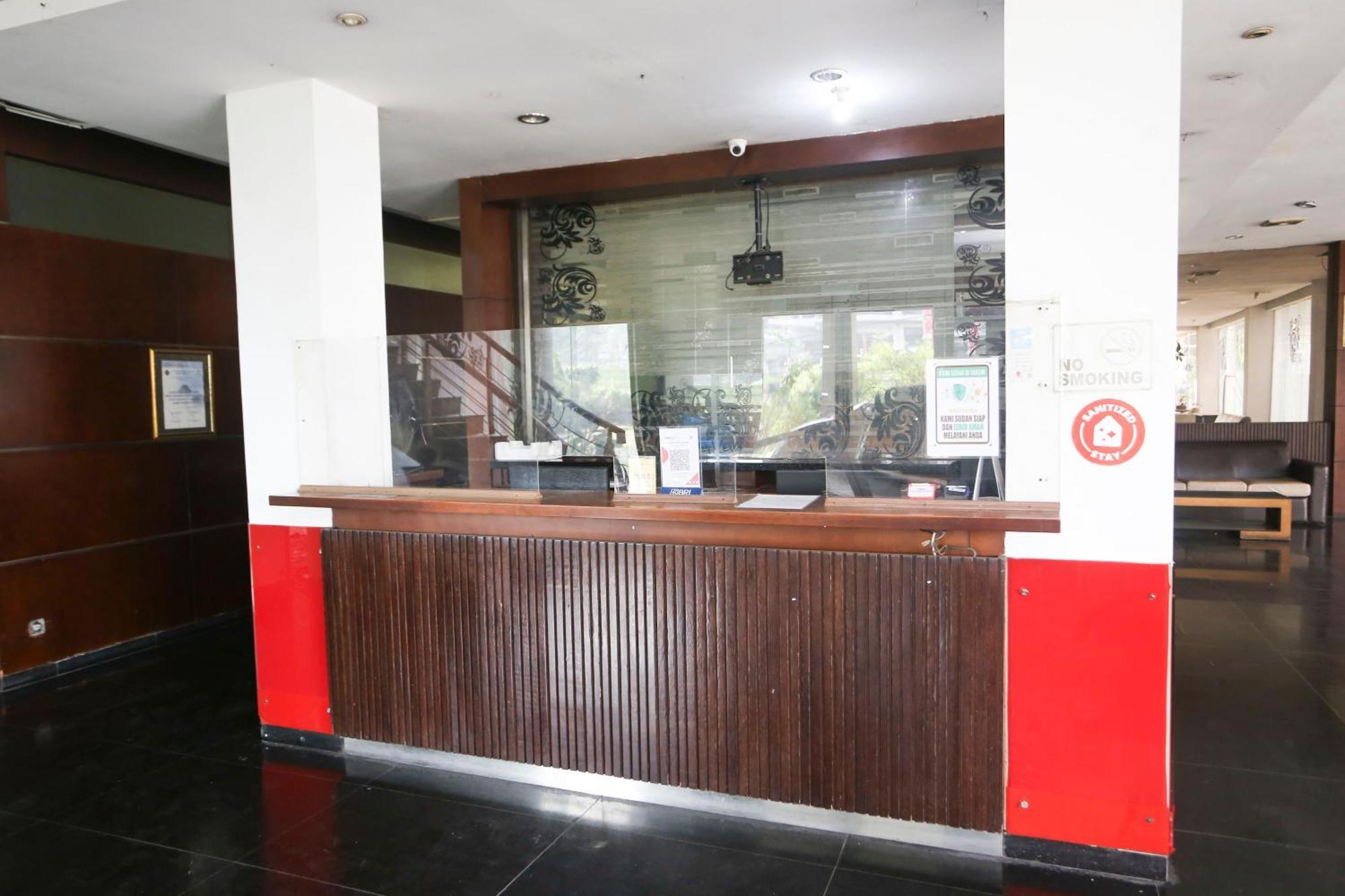 Collection O Hotel Pesona Cikarang Near Pollux Mall Exterior foto